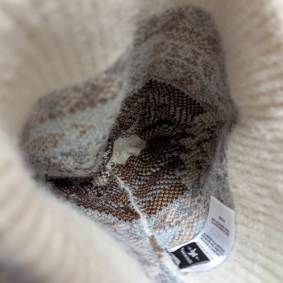 Idyllwind Beanie CozyTown Aztec Women's Havendale Beanie Pom Hat - Picture 5 of 7